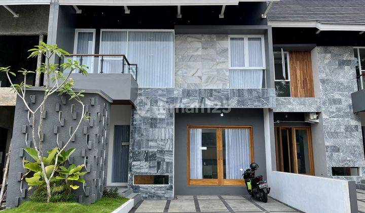 Rumah Baru Dalam Perumahan di Jalan Kaliurang Km 8 di Jalan kaliurang km 8 Rumah 2 Lantai SHM 2