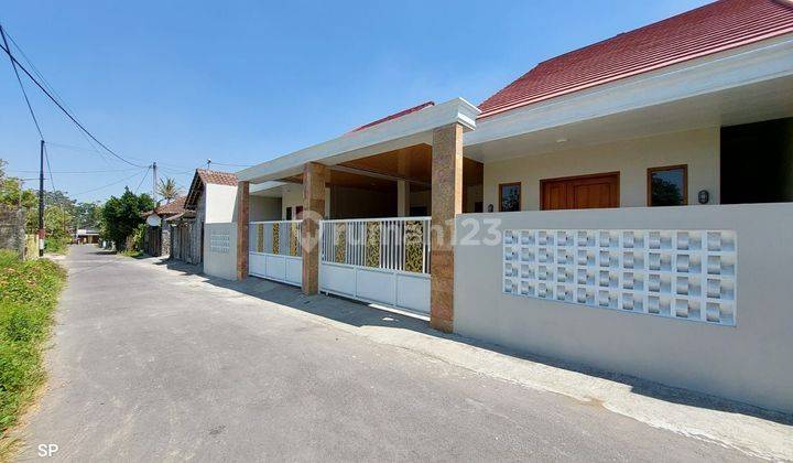 RUMAH BARU KEMBAR 2 UNIT MEWAH -  HARGA MURAH BERKUALITAS DI JALAN KALIURANG KM 14 DEKAT KAMPUS UII di Jalan kaliuran km 14 Rumah Baru SHM 1