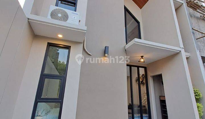 RUMAH MEWAH 2 LANTAI SCANDINAVIAN FULLY FURNISHED - KEKINIAN DI DEKAT BUDI MULA TAJEM WEDOMARTANI NGEMPLAK SLEMAN 1