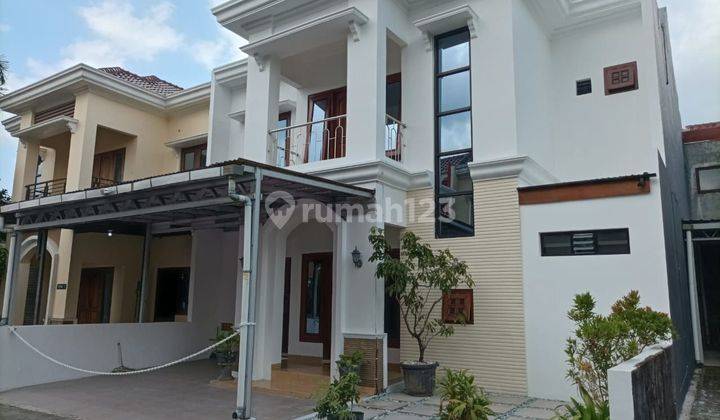 Rumah Cantik 2 lantai bersih terawat jl Kaliurang km 9
Lokasi dalam perumahan jl Kaliurang km 9 di Jalan Kaliurang  km 9 Rumah 2 Lantai SHM Bagus 2