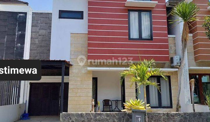 Rumah MEWAH FULLY FURNISHED - HARGA MURAH DALAM PERUMAHAN ELITE ROYAL MAGUWO 2 Lantai Rumah SHM Bagus Utara 1