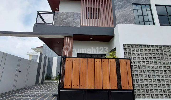 TURUN HARGA
TURUN HARGA
TURUN HARGA

RUMAH BARU MEWAH MODERN KEKINIAN 2 LANTAI - VIEW SAWAH DI KAWASAN ELITE JALAN PALAGAN KM 7.5 DEKAT HOTEL HYATT

Lokasi:
Jalan Palagan km 7,5 Ngaglik Sleman di Jalan palagan km 7 5 Rumah 2 Lantai SHM Baru 2