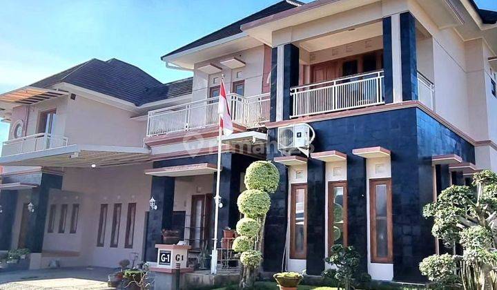 RUMAH MEWAH LUX 2 LANTAI DENGAN PRIVAT POOL DALAM PERUMAHAN ELITE DI TEGALREJO KODYA DEKAT 2 Lantai Rumah SHM Bagus 2