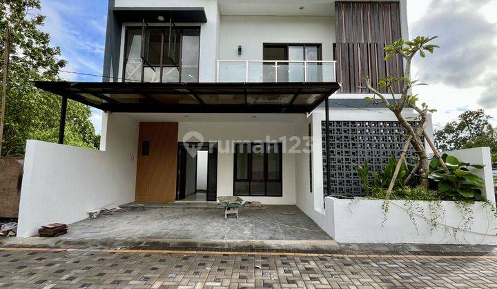 Rumah Baru Dalam Perumahan di Maguwoharjo Dekat UPN dan AMIKO 1