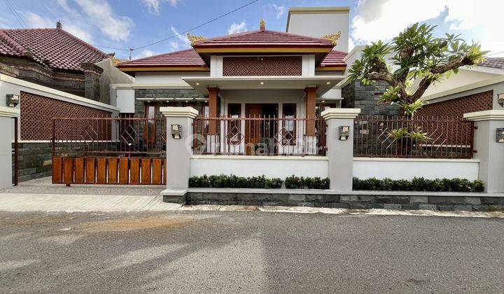 Rumah Mewah Baru Dengan Kolam Renang Gaya Bali di Baciro Dekat RS Bethesda dan UKDW 2 Lantai Rumah SHM Bagus 2