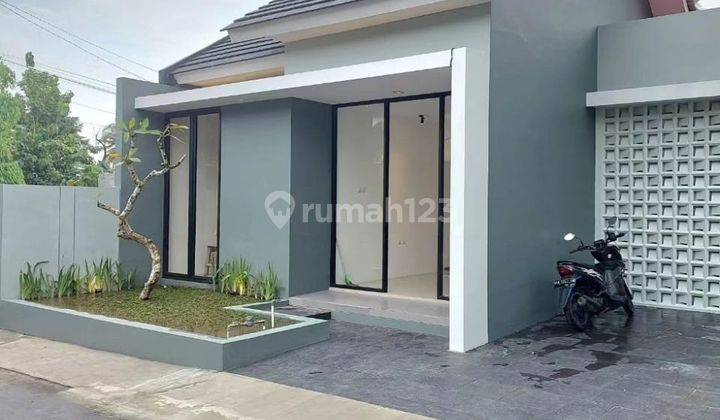 RUMAH BARU CANTIK MINIMALIS MODERN KEKINIAN DI JALAN KALIURANG KM 13 SUKOHARJO NGAGLIK SLEMAN di Jalan kaliuran  km 13 Rumah Baru SHM 2