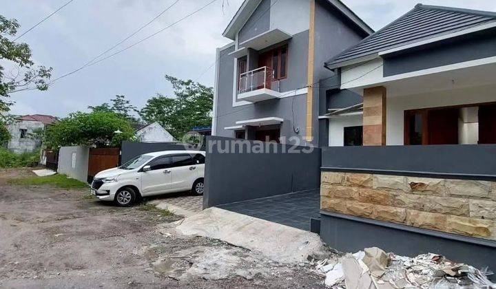 MURAH
MURAH
MURAH

RUMAH BARU CANTIK DENGAN DESAIGN LIMASAN DI JALAN KALIURANG KM 13 DEKAT SPBU MINDI NGAGLIK SLEMAN Rumah SHM Baru 2