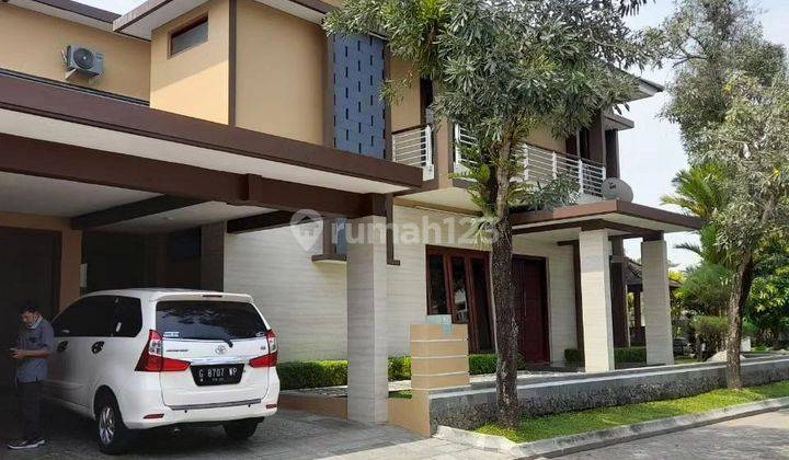 JARANG ADA
JARANG ADA
JARANG ADA

BOMBASTIS... ! 
RUMAH MEGAH HOOK 2 LANTAI - FULLY FURNISHED DI PERUMAHAN BALE HINGGIL JALAN KALIURANG KM 8.5 NGAGLIK SLEMAN DEKAT UGM di Jalan kaliurang k.m 9,5 Rumah 2