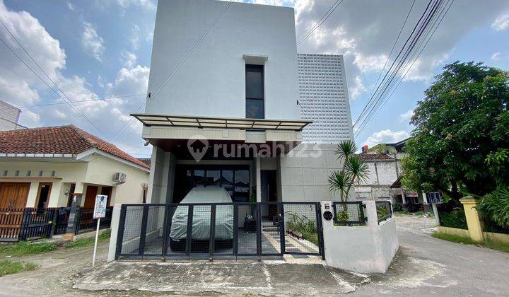 RUMAH SEMI FURNISHED 2 LANTAI & ROOFTOP DALAM RINGROAD DI PELEM MULONG BANGUNTAPAN BANTUL 2