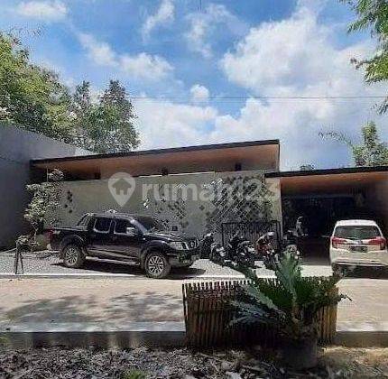 KODE RY147
Dijual rumah homestay villa style resort industrial modern semi furnished di Bangunjiwo, kasihan, Bantul Yogyakarta
Dekat kampung gerabah Kasongan 1