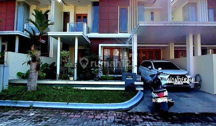 Rumah LUX MEWAH 2 LANTAI dalam Komplek PERUMAHAN ELITE BALE MULIA dekat RSA UGM Yogyakarta. 2 Lantai Rumah HGB Bagus Selatan 2