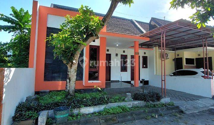 RUMAH CANTIK MINIMALIS MANIS - UNIT POJOK DALAM PERUMAHAN AYODYA CITRA TAJEM DEKAT SEKOLAH BUDI MULIA TAJEM

 2