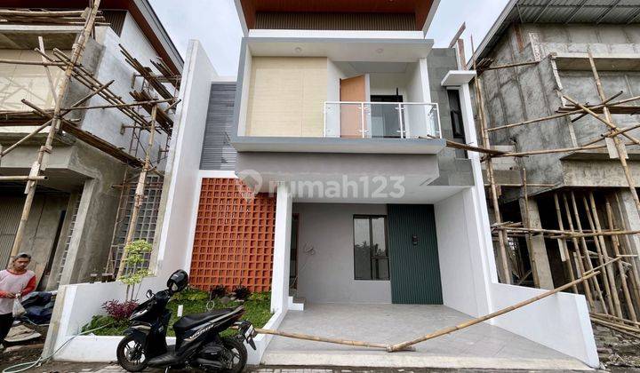 Rumah  bagus  Dalam Perumahan di Jalan Kaliurang Km 14 Sukoharjo Dekat UII

 1