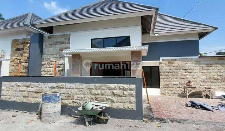 RUMAH MEWAH LIMASAN  ISTIMEWA UNIT HOOK DI JALAN KALIURANG KM 13 NGEMPLAK SLEMAN DEKAT PASAR JANGKANG

PONDOK INDAH RESIDENCE 2

SISA 1 UNIT HOOK
AKSES MUDAH DAN LEBAR
AKSES JALAN ASPAL SIMPANGAN

Harga: 825 Juta [ Nego ]
--------------------------------- 2