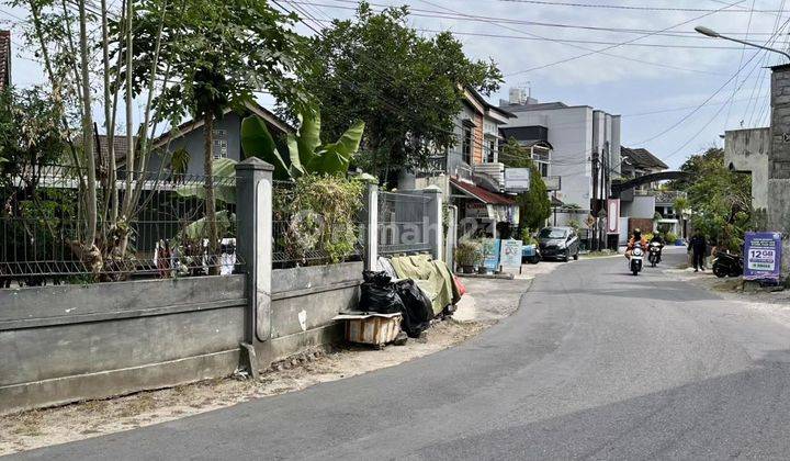 Rumah Baru di JL Magelang Km 8 Dekat JCM dan Sleman City Hall

 2