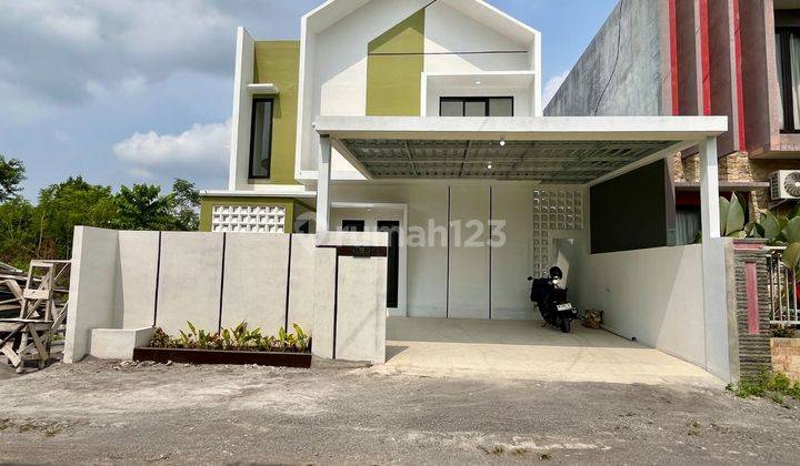 Rumah Baru Dalam Cluster di Wedomartani Dekat Sekolah Budi Mulia JL Tajem

 1