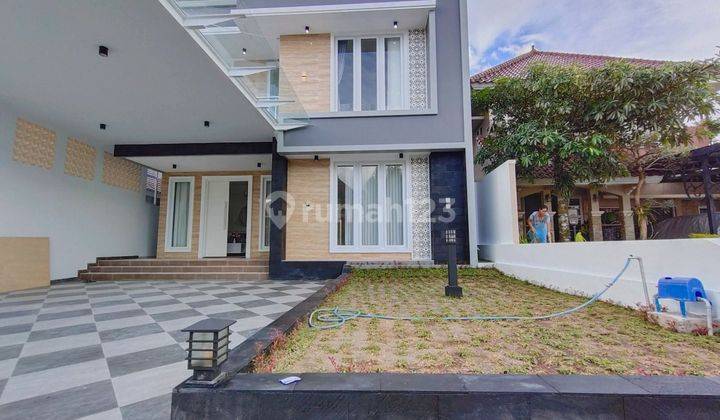 Rumah Baru Full Furnished Dalam Perumahan Elit di JL Kaliurang Km 8,5 Dengan Kolam Renang Pribadi 2