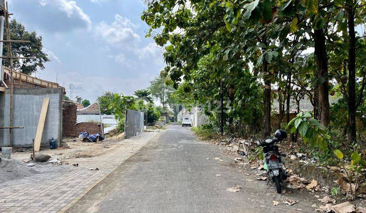 Rumah Baru Dalam Perumahan di Condongcatur Dekat UGM dan Pasar Kolombo JL Kaliurang Km 7,5

 2