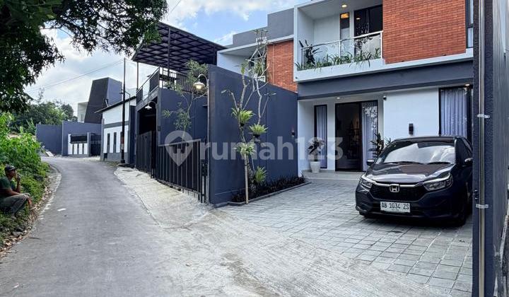 Sukoharjo House Ngaglik Sleman Near Mindi Gas Station 2