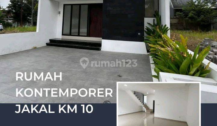 Rumah Baru Mewah 2 Lantai Kontemporer Dalam Kavlingan Di Jalan Kaliurang Km 9.5 Gentan Slemanharga: 1.575 Milyar [ Nego ]--------------------------------------------legalitas: Shm Pbglokasi Timur Pasar Gentandalam Kavlingan 8 Unitmaghnet Kawasan:--------- 1