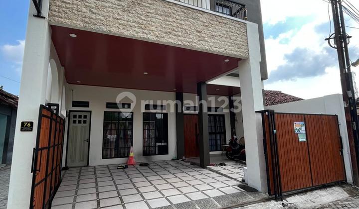 Exclusive 2.5-Story Boarding House and Strategic Main House Fully Furnished on Palagan Road, Ngaglik 2