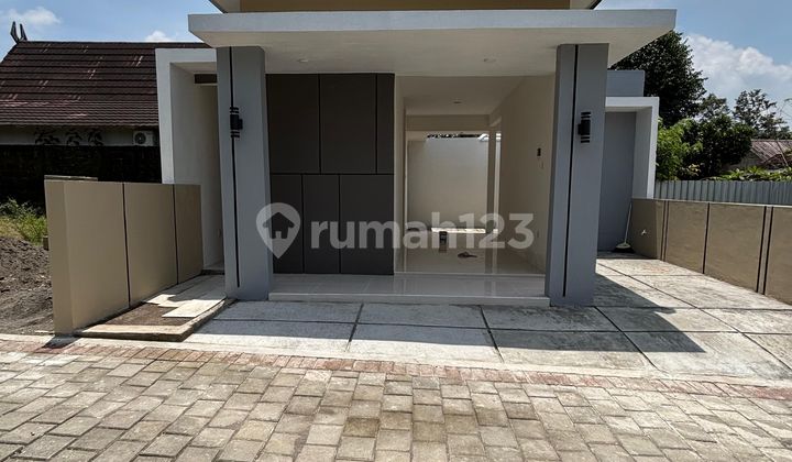 New Beautiful Limasan Modern House in Purwomartani Kalasan Sleman, Near Unriyo Campus Road