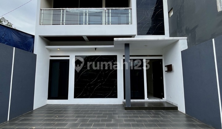 New House Good Access Near Gamping Ambarketawang Market 2
