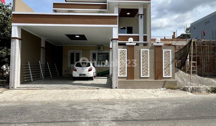 Rumah Mewah Baru Dengan Kolam Renang Full Furniture Di Purwomartani 1