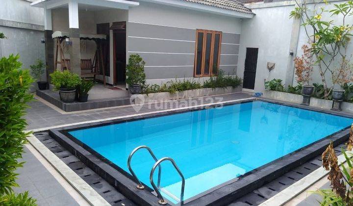 Istimewa Mewah Dengan Private Pool Di Lokasi Strategis Jalan Kaliurang Km 7,5 San:▪dekat Kampus Ugm Dan Uny▪dekat Superindo, Mirota Pasaraya▪dekat Pasar Colombo▪dekat Kantor Pln▪dekat Perbankan Dan Atm▪dekat Kawasan Bisnis Dan Perkantoran▪dekat Kawasan Ku