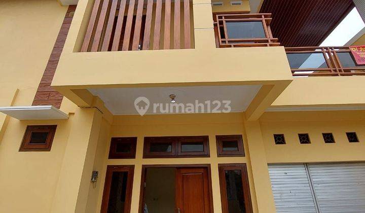 Rumah Kuning Cantik 2 Lantai Istimewa Dengan Tanah Luas Di Jalan Godean Km 6 Sidoarum Dekat Kampus Unisa 2