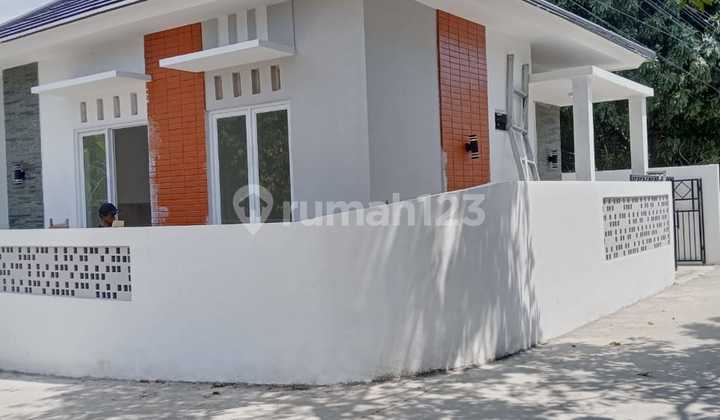 Rumah Baru Cantik Minimalis - Harga Super Ekonomis Hook Di Tirtomartani Kalasan Sleman