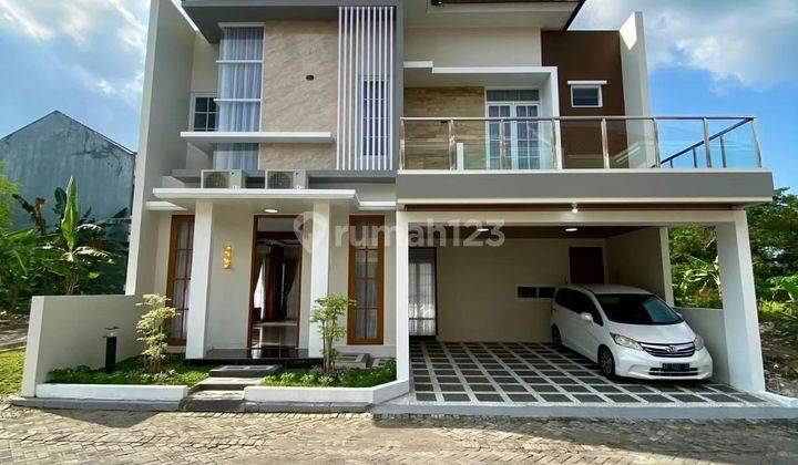 Rumah Baru Dengan Kolam Renang Dalam Perumahan JL Kaliurang Km 9 Dekat UGM di Jalan kaliuran km9 Rumah 2 Lantai HGB Baru 2