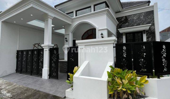 Rumah Mewah Klasik Modern - 2