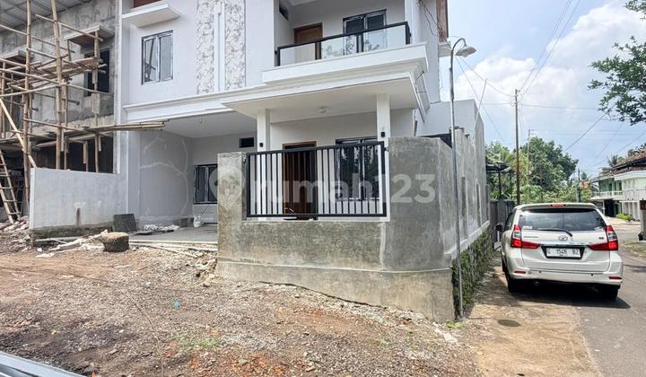 Termurah 2 Lantai Cuma 700 Jutaan‼️Rumah Baru Mewah 2 Lantai Modern - Harga Murah di Margoluwih Sayegan Sleman Dekat Pasar Godean dan Rs. Athurottersedia 3 Unit Aja: Termurah 2 Lantai Cuma 700 Jutaan‼️Rumah Baru Mewah 2 Lantai Modern - Harga Murah di Margoluwih Sayegan Sleman Dekat Pasar Godean dan Rs. Athurottersedia 3 Unit Aja:
