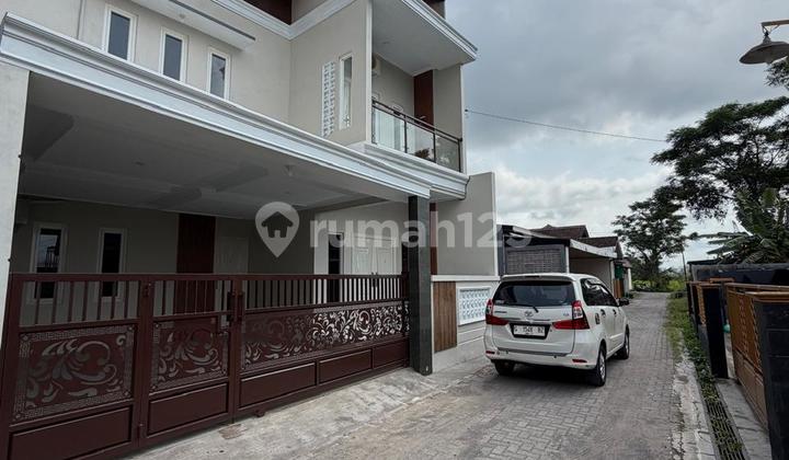 Rumah Baru 2 Lantai Modern Berkualitas di Kadirojo Purwomartani Kalasan Sleman Dekat Candi Sambisarit