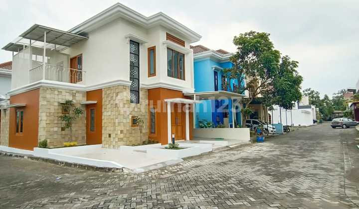 Hunian Mewah 2 Lantai Di Lokasi Premium – Jalan Kaliurangruang 