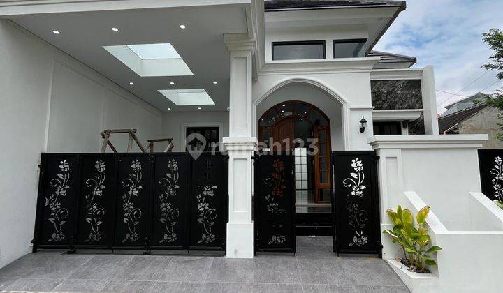 Rumah Mewah Klasik Modern - 2