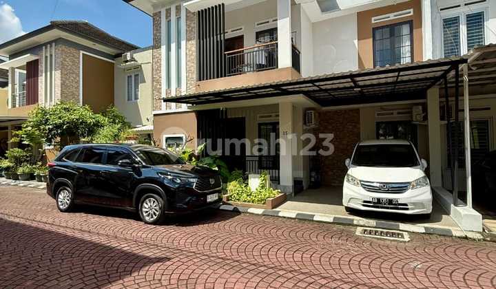 Turun Harga Dari 2.450.000.000‼️Rumah Mewah 2 Lantai Semi Furnished Dalam Perumahan di Jalan Palagan Km 8 Ngaglik Sleman Dekat Hotel Hyattharga: 2.050 Milyar [ Nego ]---------------------------------------------Legalitas: SHM Imb*Spesifikasi:*Luas Tanah: