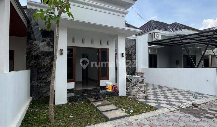 Rumah Cantik Modern Kekinian Dalam Perumahan Di Jalan Kaliurang Km 12 Ngaglik Sleman Dekat Kampus Uii Terpadu: 1