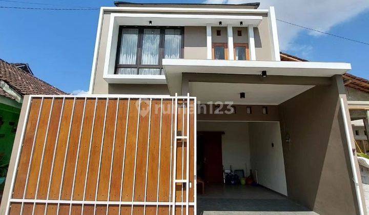 RUMAH MEWAH 2 LANTAI - HARGA MURAH DI JALAN PALAGAN KM 7 DEKAT HOTEL HYATT DAN AL AZHAR

Harga: 2