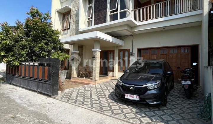 Rumah Mewah 2 Lantai - Harga Murah View Sawah Cocok Untuk Pensiunan Di Jetis Bantul Dekat Pasar Baronganl Rumah Mewah 2 Lantai - Harga Murah View Sawah Cocok Untuk Pensiunan Di Jetis Bantul Dekat Pasar Baronganl