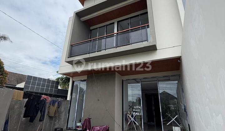 Premium 2-Story Contemporary Luxury Home Strategically Located on Jalan Kaliurang Km. 13 Near UII Campus