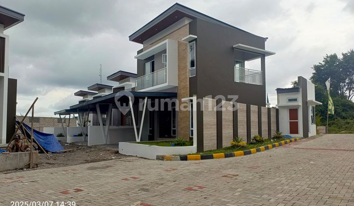 Rumah Baru Mewah Harga Murah Dekat Kampus Uii Kaliurang Jogjadalam Komplek 