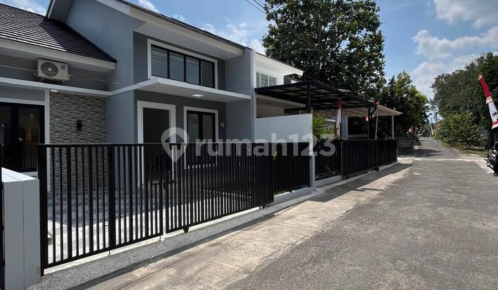 Rumah Baru Minimalis Modern Dalam Perumahan Di Purwomartani Kalasan Sleman Dekat Perum Pertaminaharga: 770 Juta [ Nego ]---------------------------------------legalitas: Shgb Pt - Pbgsiap Huni Ready 2 Unit Akses Jalan Simpanganmaghnet Kawasan:------------