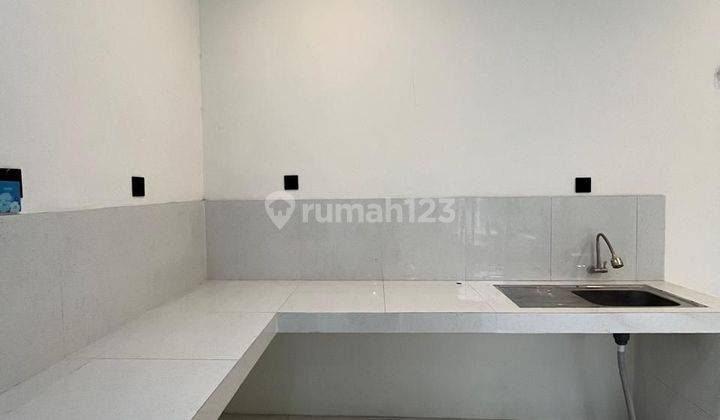 Rumah Baru Mewah 2 Lantai Modern Kekinian Di Dekat Candi Sambisari Purwomartani Sleman

 3