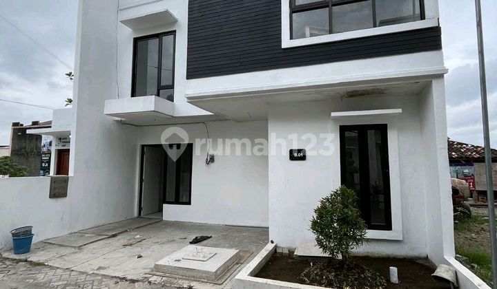 Rumah Baru 2 Lantai Dalam Perumahan Strategis Harga Murah Di Maguwoharjo Dekat Stadion Maguwoharjo Sleman Yogyakarta 1