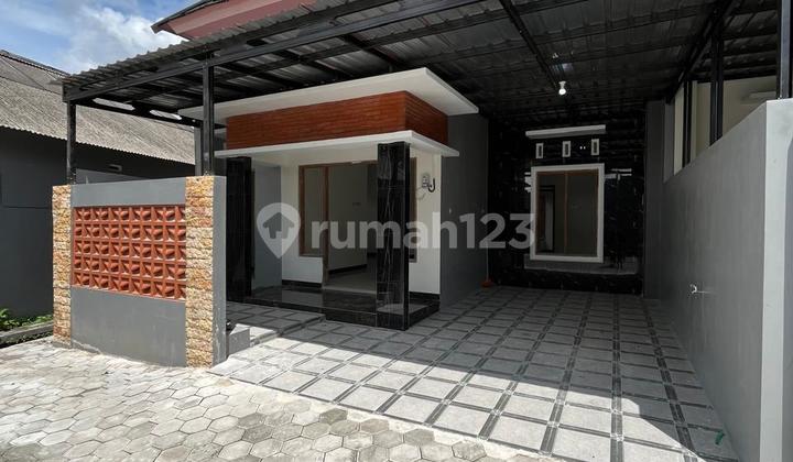 Modern Limasan New House in a 20-Unit Cluster in Wedomartani Ngemplak Sleman Near SD 2
