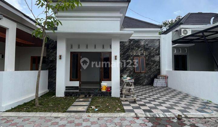 Rumah Cantik Modern Kekinian Dalam Perumahan Di Jalan Kaliurang Km 12 Ngaglik Sleman Dekat Kampus Uii Terpadu: 2