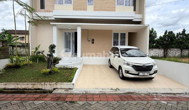 Rumah Mewah Modern 2 Lantai Dalam Perumahan One Gate System di Jalan Gito Gati Dekat Sch Mall