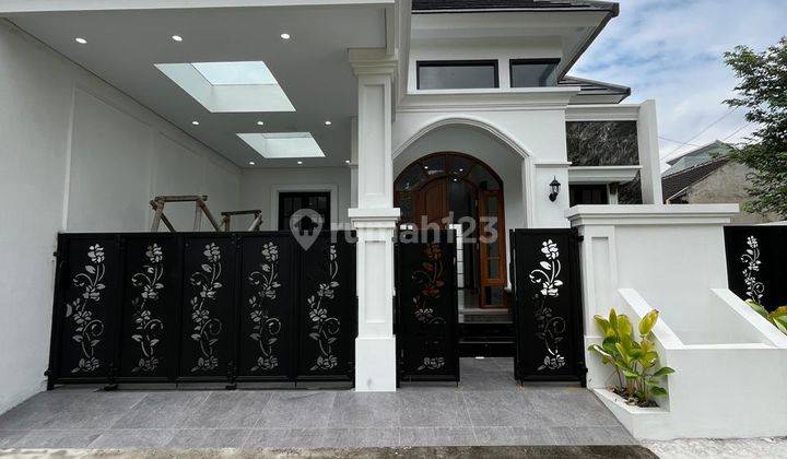 Rumah Mewah Klasik Modern - 1